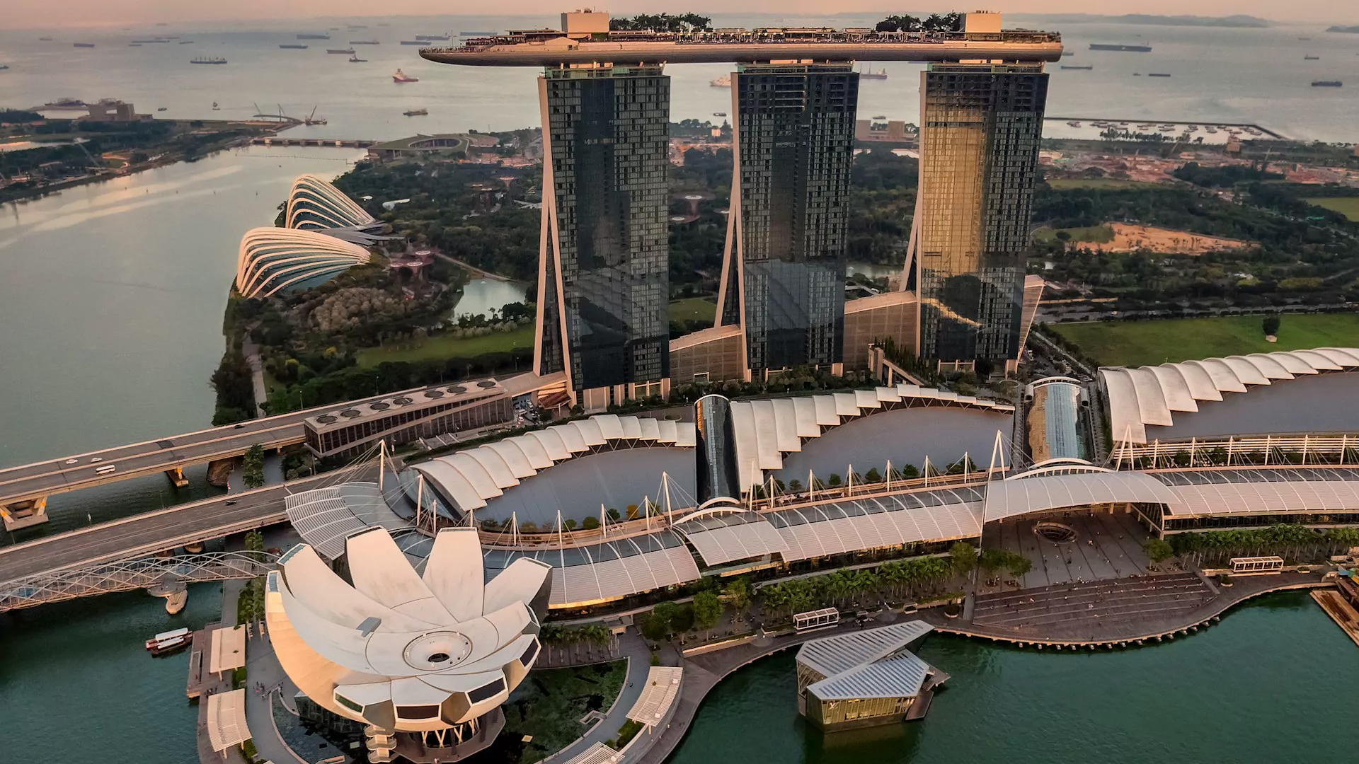 Marina Bay and the ArtScience Museum, Singapore